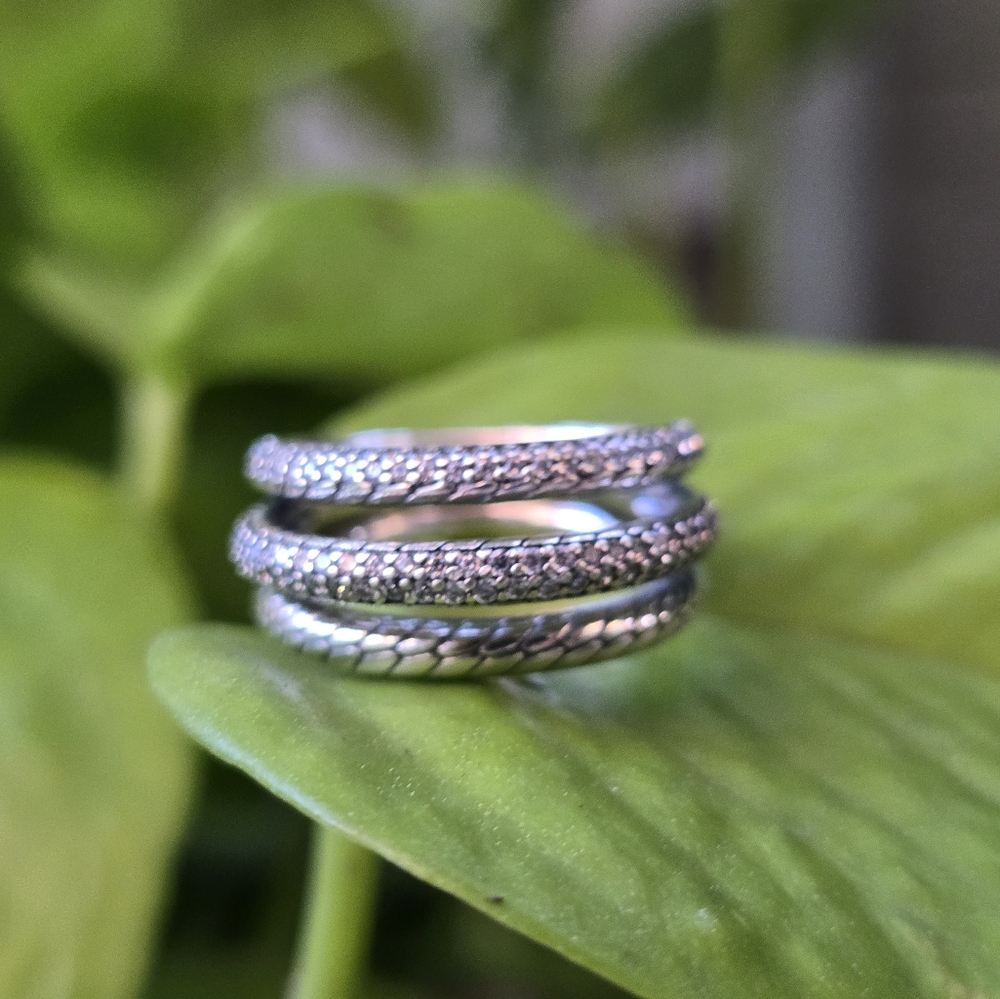 Pandora Ring -Triple Band Pavé Snake Chain Pattern Ring